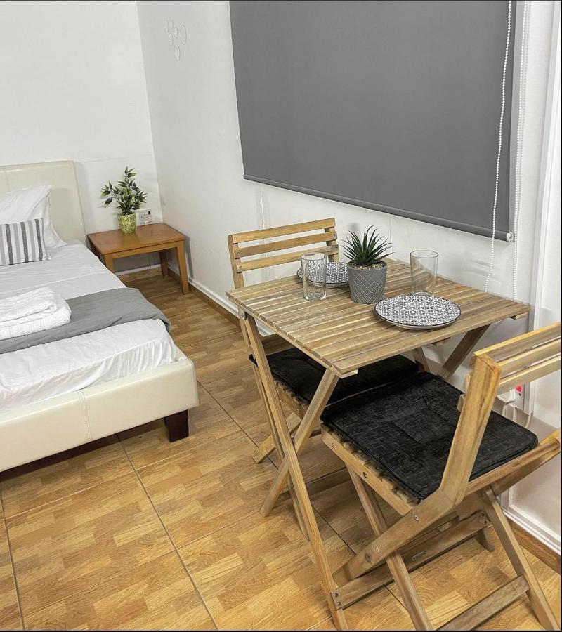 Comfortable, Modern Studio Apartment Протарас Экстерьер фото
